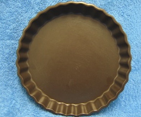 Honiton Pottery, ruskea torttuvuoka, A2161