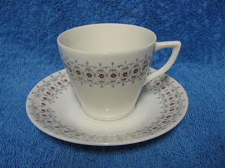 Pieni kahvikuppi ja tassi, mokkakuppi, pient kukkaa, A451