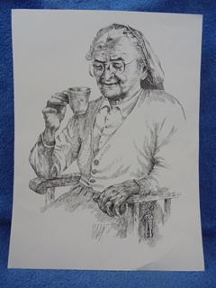 Painokuva- arkki, vanha nainen kahvilla, S1099