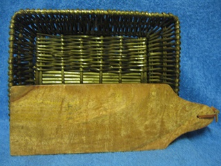 Paju- leipkori ja puinen leikkuulauta, S588