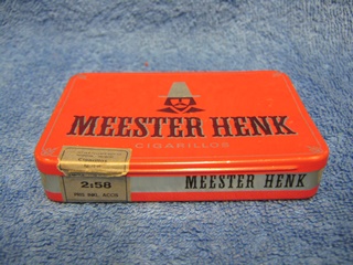 Oy Strengberg ab, tyhj savuke/ tupakkarasia, Meester Henk, R496