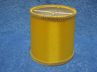 Keltainen kankainen lampunvarjostin, H79