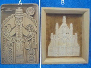 Puinen kaiverrettu taulu, reliefe, nainen tai kirkko, S371