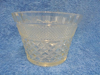 Riihimen lasi, kukkaruukun kirkas suojamaljakko, A1991