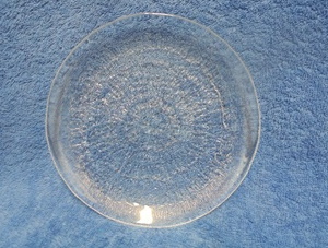 Iittala, lasinen pullalautanen, Solaris, Tapio Wirkkala, A2129