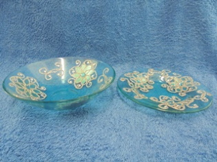 Siniset lasiset kulho ja lautanen, hopea koristeet, A2898