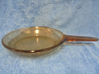 Vision Corning, ruskea pannu, Amber-lasi, vintage, A3175