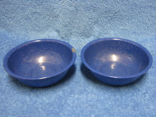 Siniset emalilautaset, 2kpl, kytetyt tavarat astiat, A381