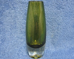 Iittala, vihre/ kirkas maljakko, Lappi-sarja, sign. Erkki Vesanto 3654, A626