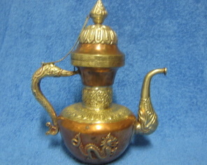 Tibetan, kookas messinki/kuparikannu, itmainen kuviointi, A794