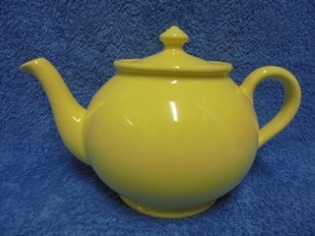 Arabia, keltainen teekannu, pikkukruunu, A908
