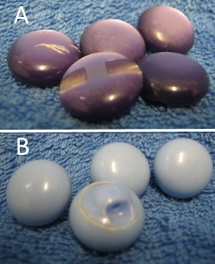 Pallomaiset muovinapit, violetit 5kpl tai siniset 4kpl, B526
