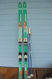 Atomic ARC 160 laskettelusukset, Marked M26 siteet, Skialp sauvat, B62