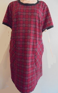 Pola, naisten punainen ruutukuvioinen mekko, koko L, V918