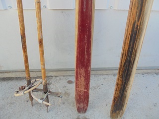 Esko J�rvinen sukset ja bambusauvat, Kilpakarhu-siteet, B590