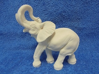 Valkoinen keraaminen norsu, E203
