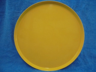 Sarvis 733, iso keltainen pyre muovitarjotin, A1527