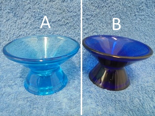 Kartionmuotoinen kynttilnjalka, sininen tai koboltinsininen, A3592