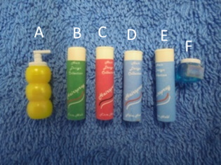 Nukkekodin saippua tai hiustenksittelyaine, miniatyyri, B790