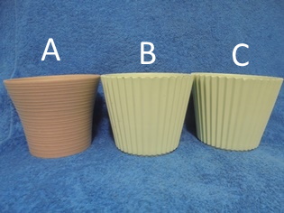 Keraaminen suojaruukku, punertavabeige tai minttu, S154