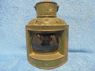 Port, vanha vihre� laivan sivulyhty, tyyrpuuri, antiikki, B757