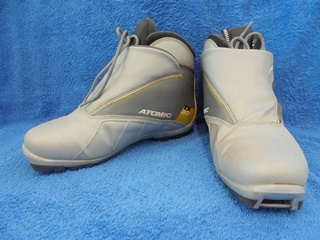 Atomic TX30, harmaat hiihtokeng�t, koko 43, B762