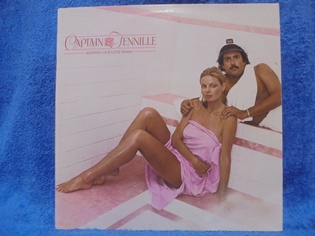 Captain & Tennille, Keeping our love warm, 1980, LP-levy, R1209