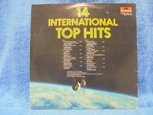 14 International Top Hits, 1977, LP-levy, M189