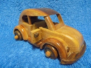 Puinen koristeauto, A2660