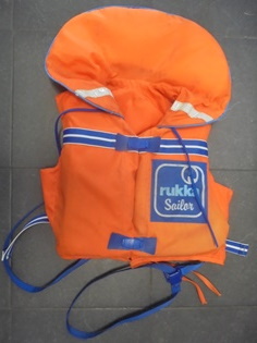 Rukka Seilor, lasten veneilyliivi, pelastusliivi, pilli, 20-30 kg, B824
