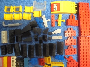 Kytetyt Lego- palikat, autojen-/ kulkuvlineiden osat, E701