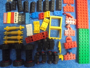 Kytetyt Lego- palikat, autojen-/ kulkuvlineiden osat, E701