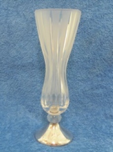 Riihimen lasi, kristallimaljakko hopeajalalla, Soile, Aimo Okkolin, A3012
