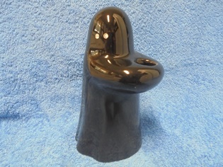 Musta keraaminen Haamu- kynttilnjalka, A3417