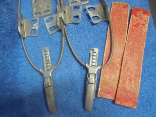 Jofa AB, vanhat metalliset vaijerisiteet ja muoviset kantalaput, B736