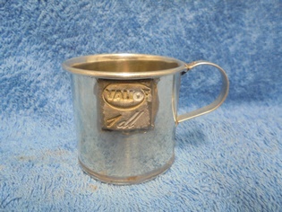 Valio, metallinen mitta 1dl, kytetty tavara/ astia, A3890