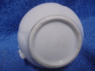 Riga Factory, M.S Kuznetsovsky, valkoinen pieni kermakko, A3888