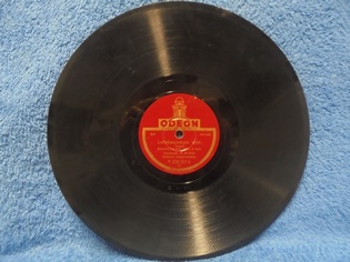 A. Aimo, Arpiset haavat/ Laitakaupungin lapsi, Sellakka-nilevy, M694