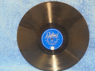 Erkki Junkkarinen, Soita hiljaa, kitarain/ Olit ennen, Sellakka-��nilevy, M718