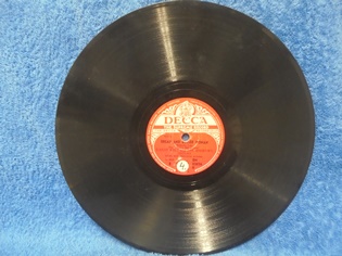 Danny Kaya- Andrews Sisters, Civilisation/Bread and Butter Woman, sellakka, M719