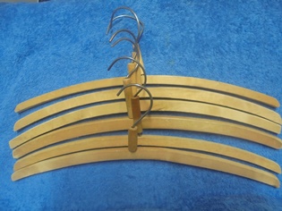 Vanhat puuhenkarit 6kpl, metallikoukut, S1119