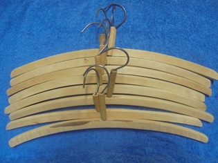 Vanhat puuhenkarit 8kpl, metallikoukut, S932