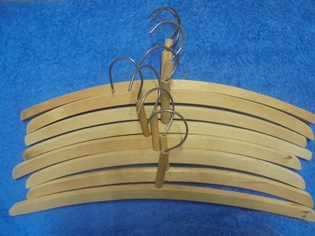 Vanhat puuhenkarit 8kpl, metalliset koukut, S923