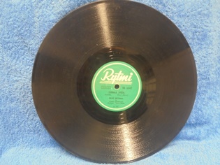 Reino Helismaa, Turhaa ty�t�/ Samettisilm�t, Sellakka-��nilevy,  M744