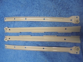 Ikea, metallinen harmaa laatikon/tason Liukukisko-setti, H69