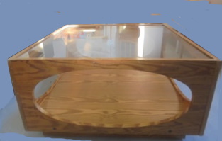 Ruskea Retro-p�yt�, lasip�yt�, lastulevyrunko, k�ytetty huonekalu, H130