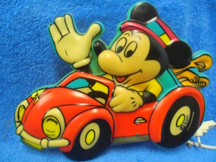 Mikki-Hiiri- sein�valaisin, Disney, muovinen lastenlamppu, vintage, H108