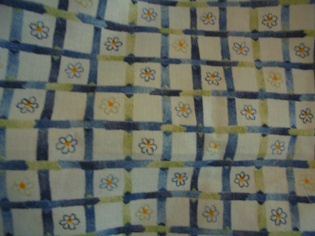 Ruudulliset verhot, kukka, S476