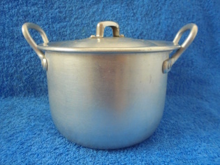 Pieni alumiininen kattila, A356