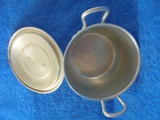 Pieni alumiininen kattila, A356